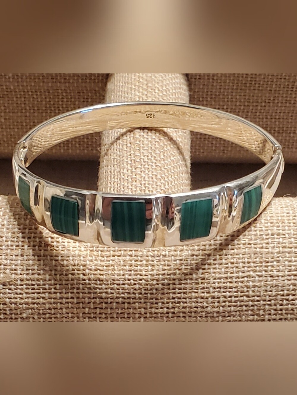 ​Vintage 925 Sterling Silver Green Malachite Inlay Hinged Bangle Bracelet Womens
